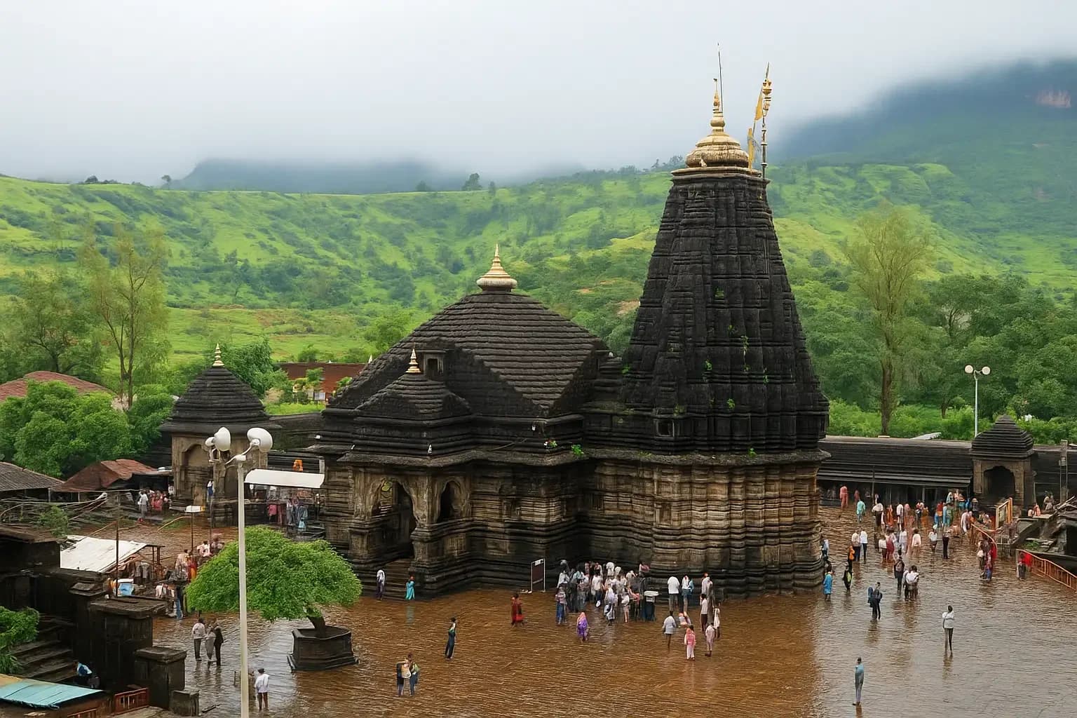 Trimbakeshwar Jyotirling temple tour from Pune
